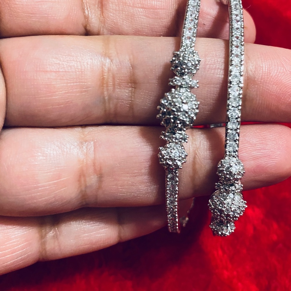 Jewelry - Picture 4 of 4